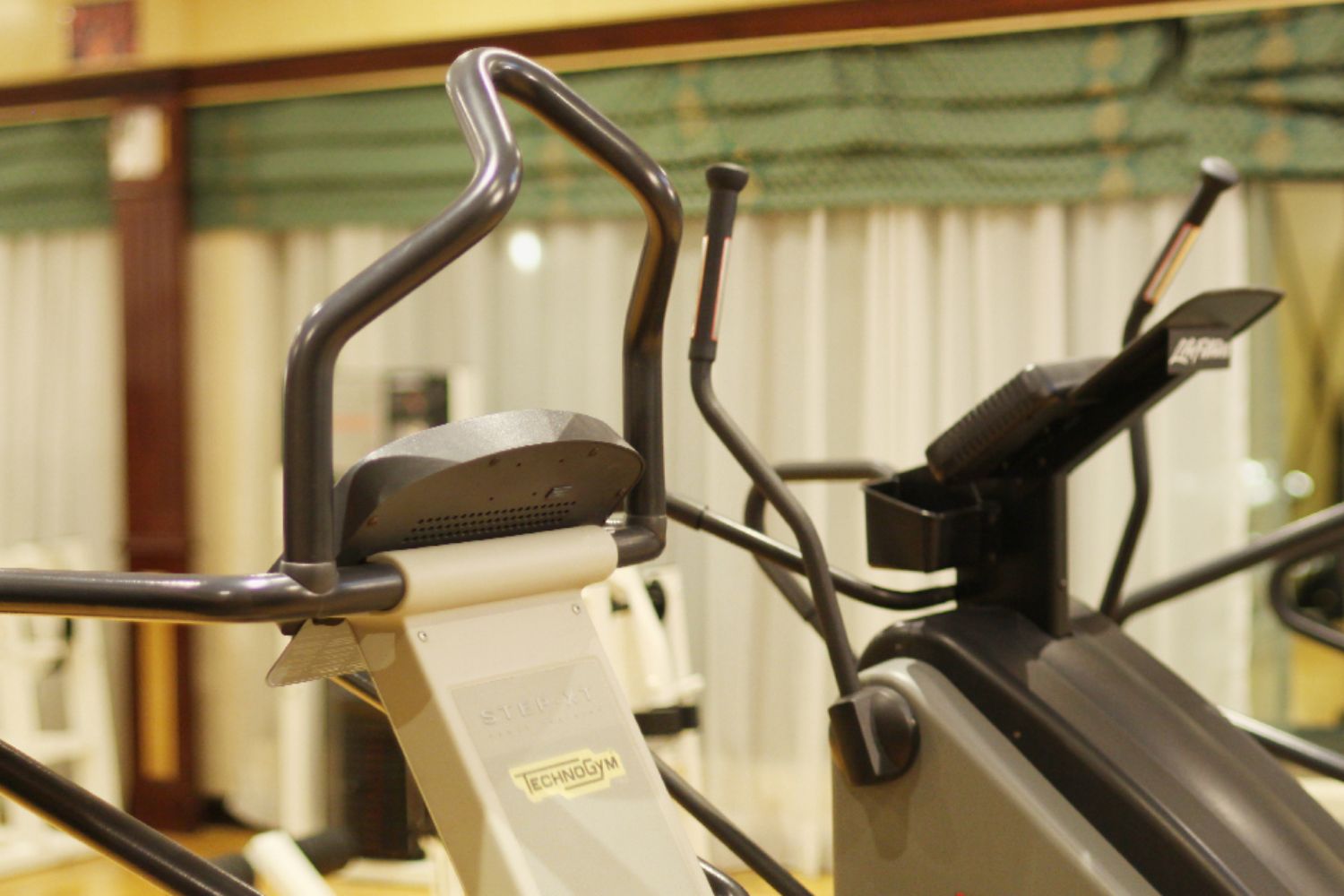 Capitol Hotel Dubai - Amenities, Facilities, Services